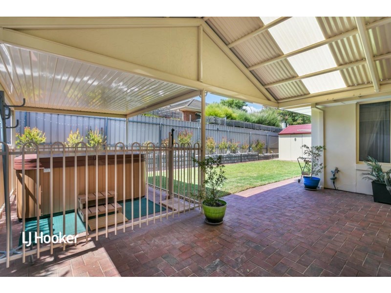 1 Holly Place, Golden Grove SA 5125