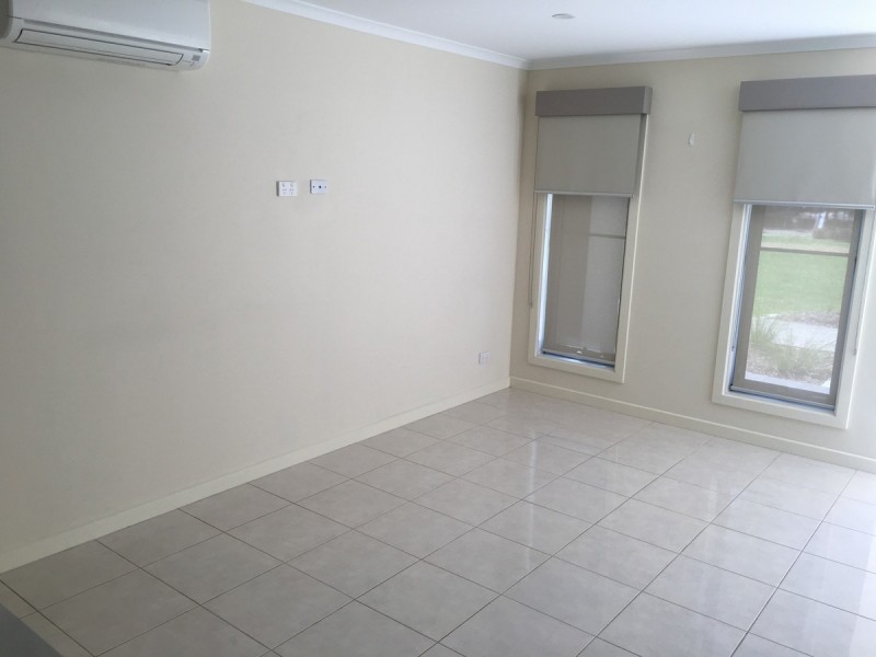 9/16 Swinden Crescent, Blakeview SA 5114