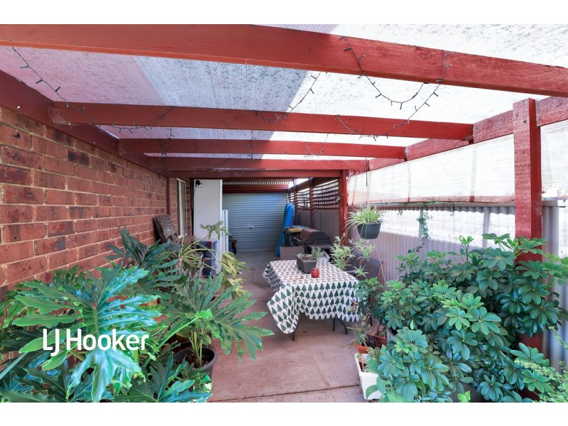 4 Inverary Close, Greenwith SA 5125