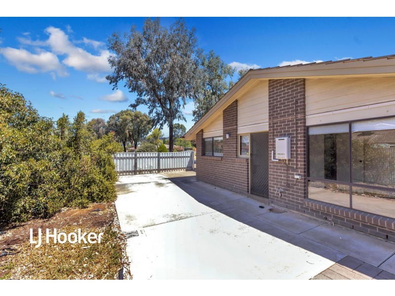 5 Aaron Court, Salisbury Downs SA 5108