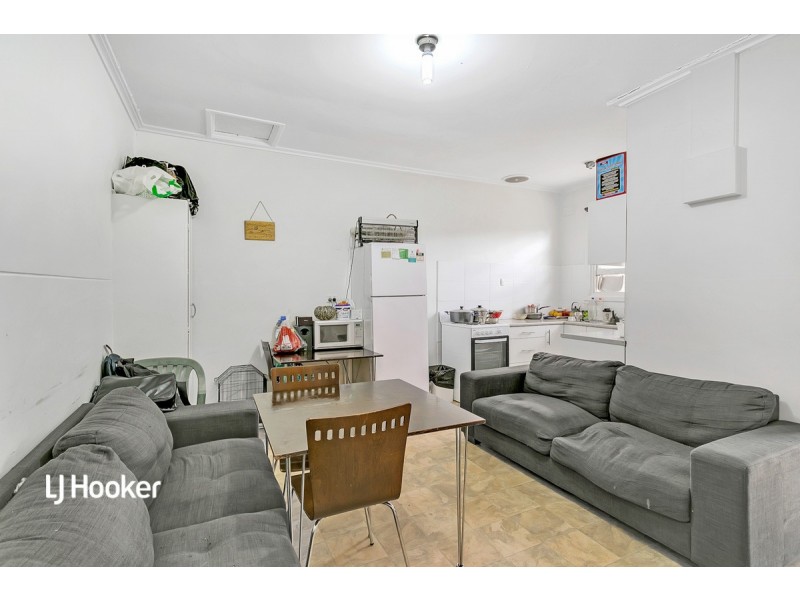 21 Durdin Road, Elizabeth Vale SA 5112