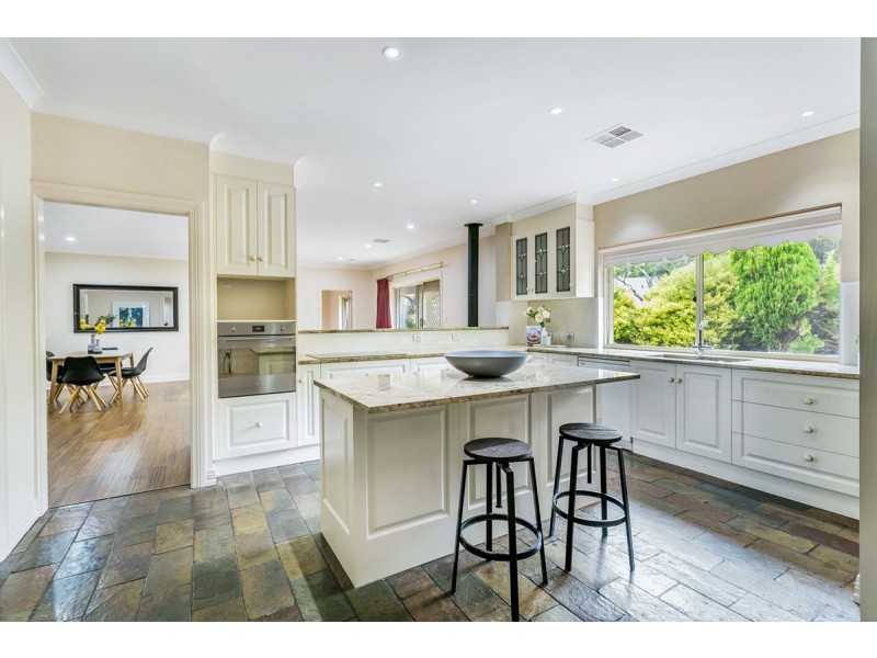 29 Coomurra Drive, Greenwith SA 5125