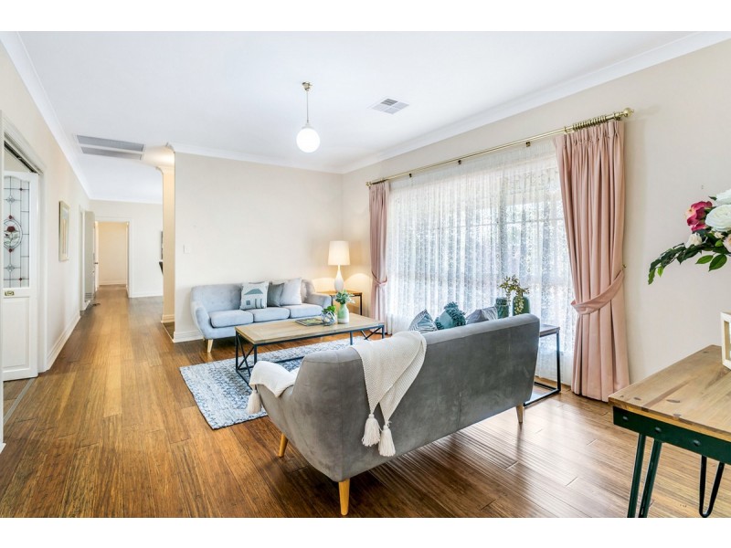 29 Coomurra Drive, Greenwith SA 5125