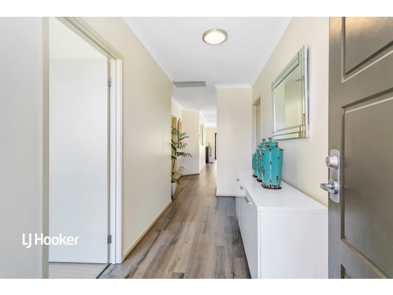 7 Bradford Avenue, Salisbury Heights SA 5109