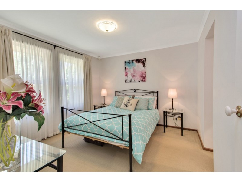 18 Candlebark Grove, Greenwith SA 5125