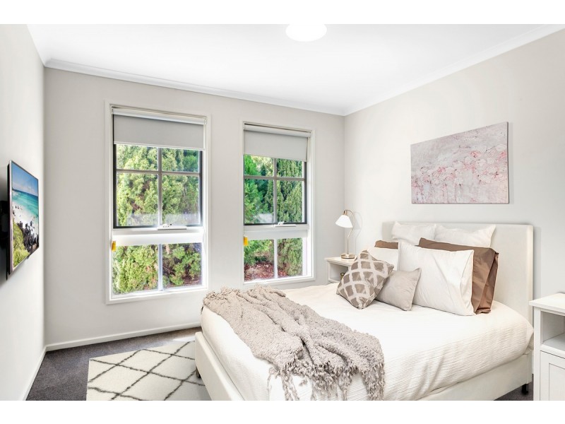 5 Waratah Drive, Blakeview SA 5114