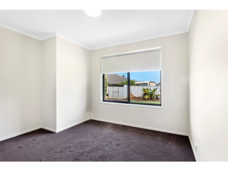 5 Waratah Drive, Blakeview SA 5114