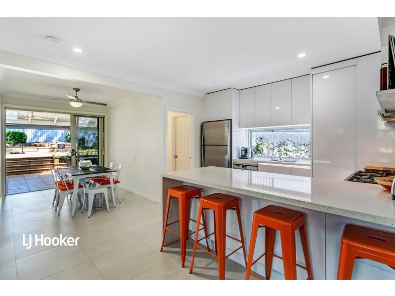 13 Gloucester Avenue, Redwood Park SA 5097