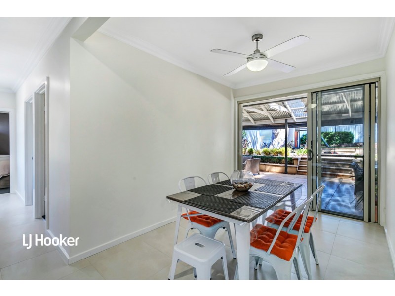 13 Gloucester Avenue, Redwood Park SA 5097