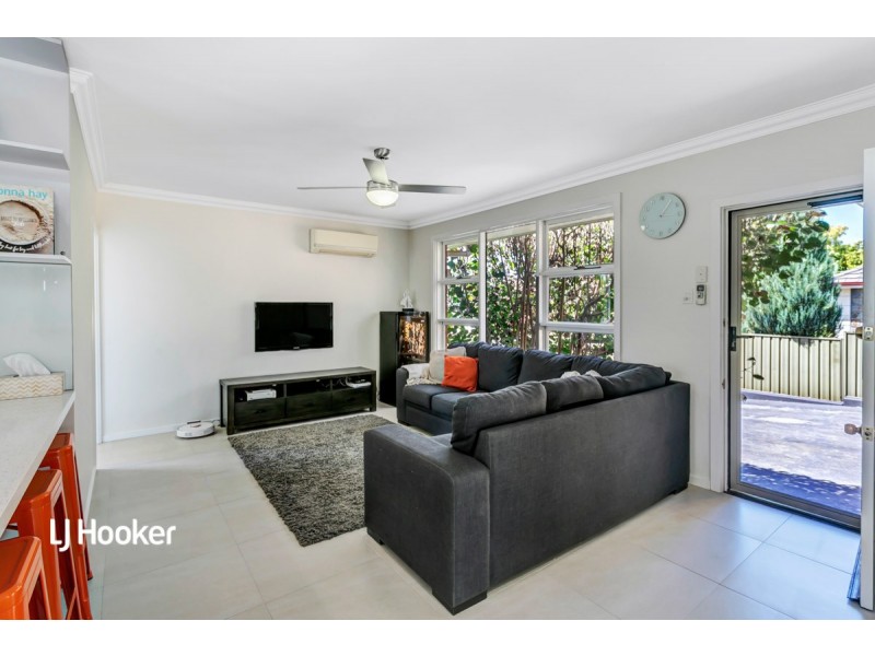 13 Gloucester Avenue, Redwood Park SA 5097