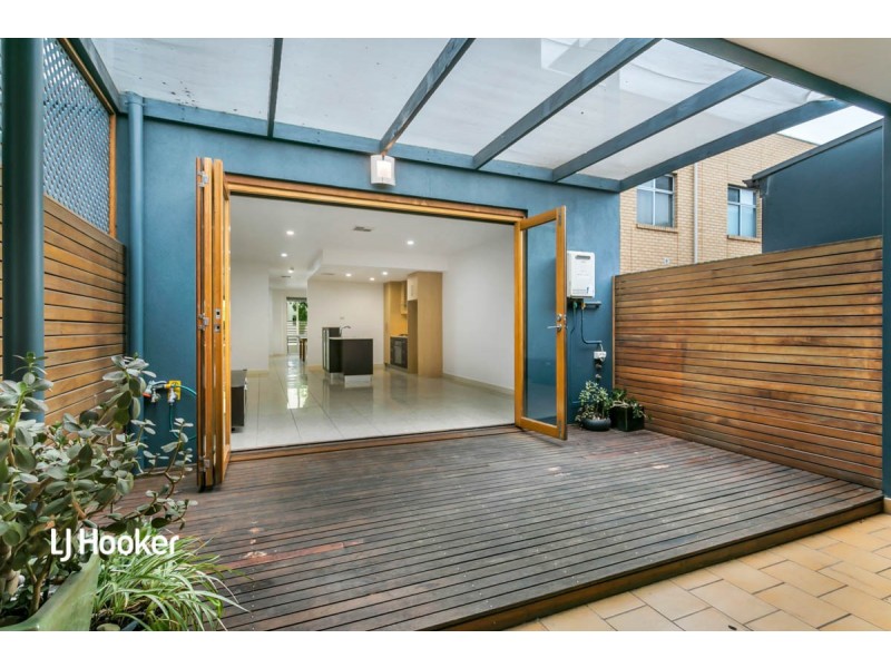 22 Junction Street, Mawson Lakes SA 5095