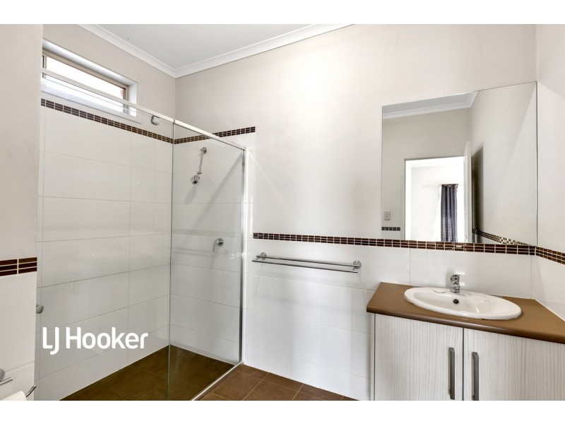 8 Scoular Road, Blakeview SA 5114