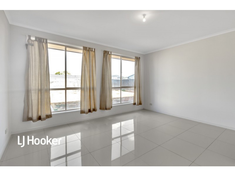 8 Scoular Road, Blakeview SA 5114