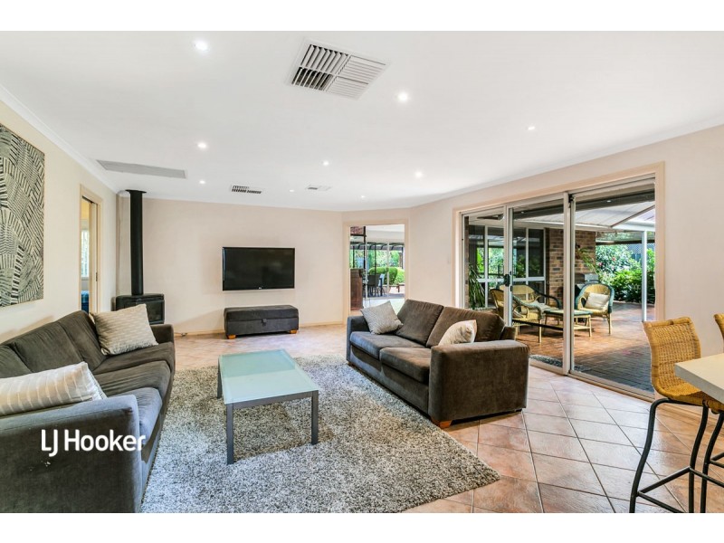 35 Radiata Grove, Salisbury Heights SA 5109