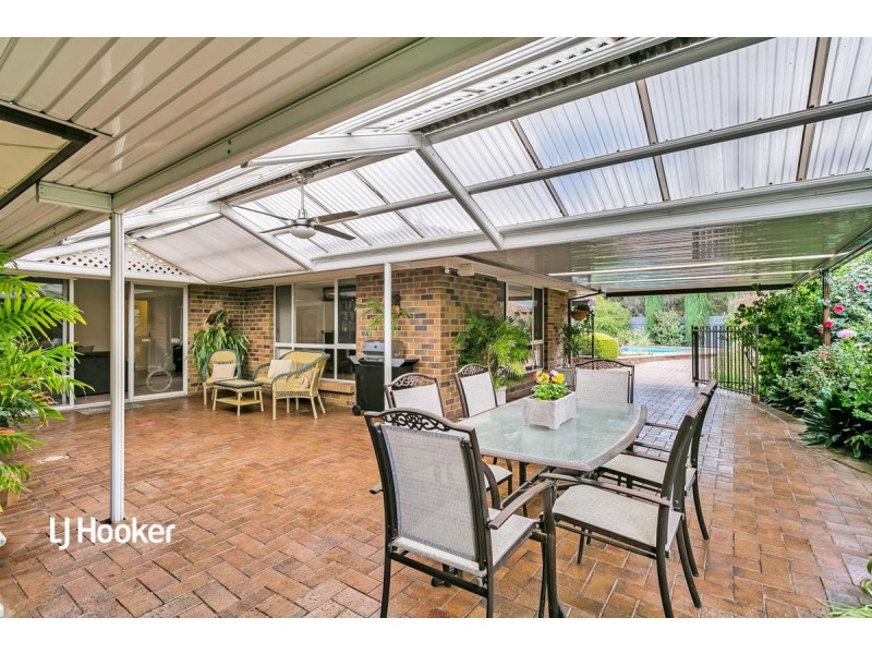 35 Radiata Grove, Salisbury Heights SA 5109