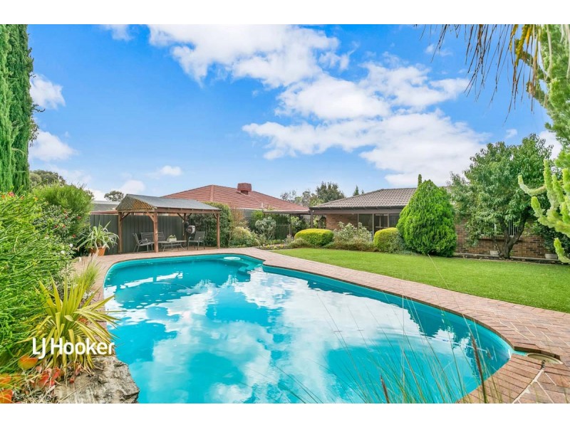 35 Radiata Grove, Salisbury Heights SA 5109