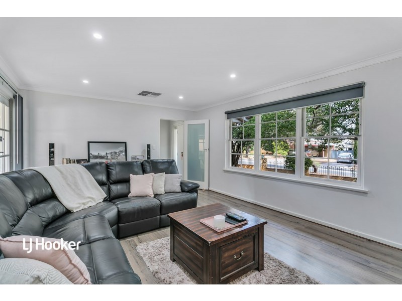 8 Leichardt Avenue, Ingle Farm SA 5098