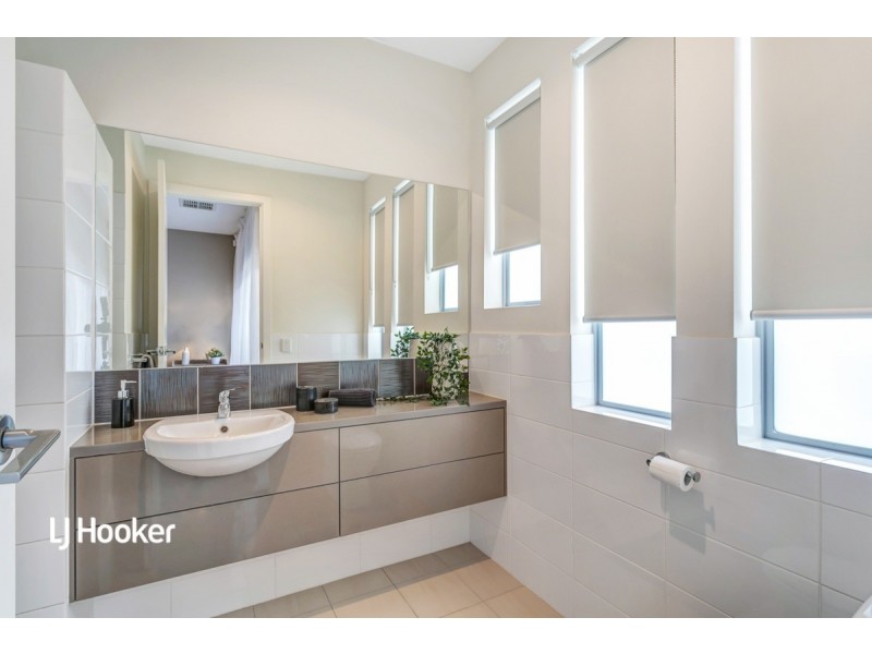 38 Bimini Crescent, Mawson Lakes SA 5095