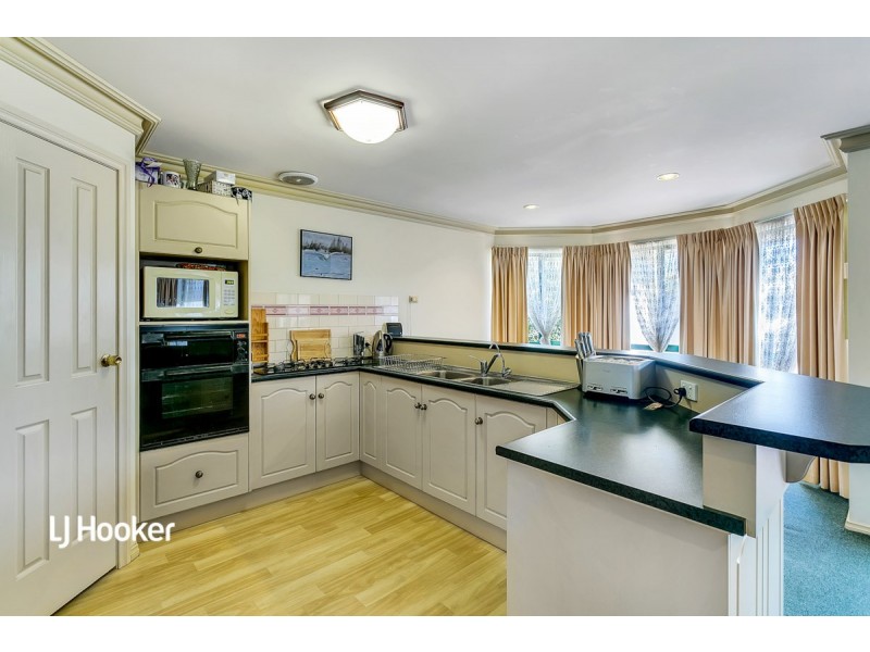 6 Ayles Court, Greenwith SA 5125