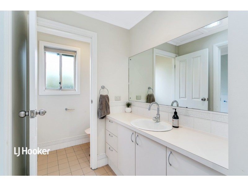 15 Kintyre Court, Greenwith SA 5125