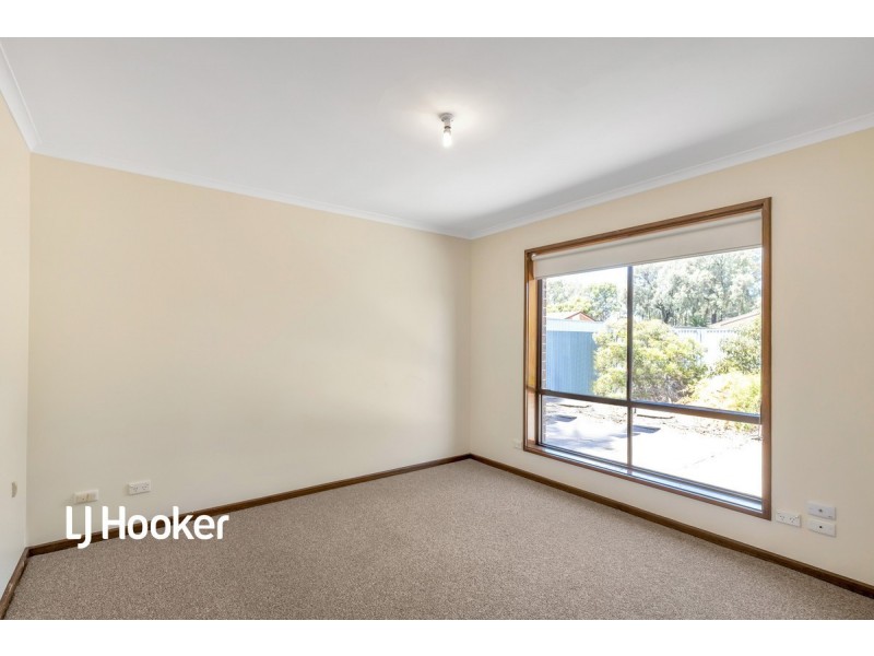 5 Aaron Court, Salisbury Downs SA 5108