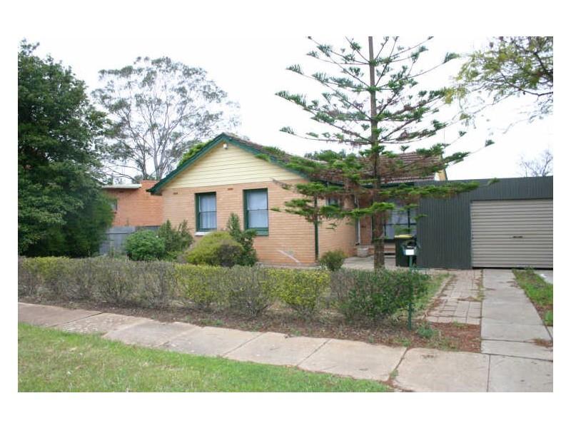 18 Collins Street, Elizabeth Downs SA 5113