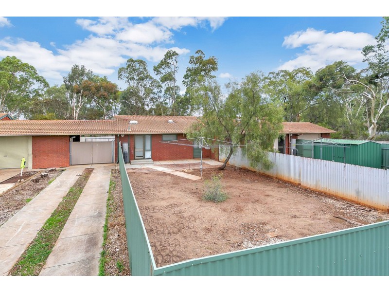 6 Woodcock Crescent, Para Hills West SA 5096