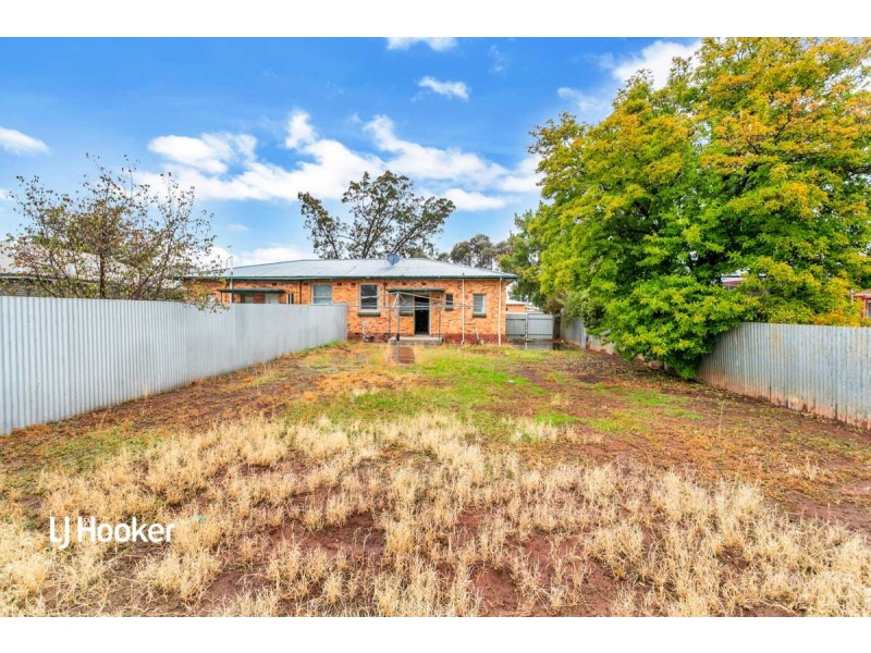 31 Midlow Road, Elizabeth Downs SA 5113