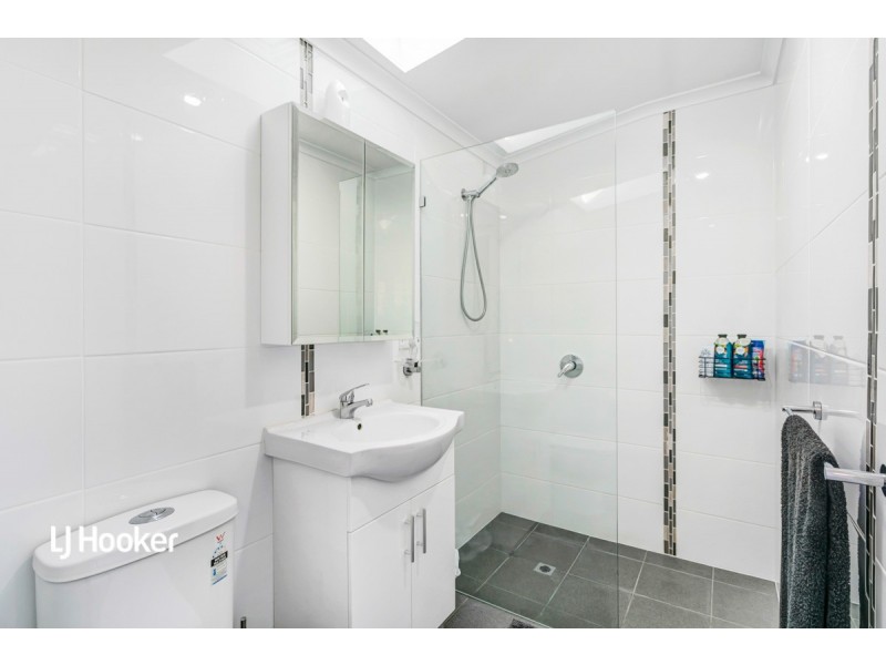 30 Tucker Crescent, North Haven SA 5018