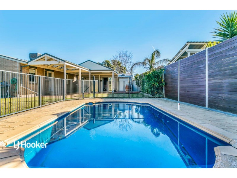 30 Tucker Crescent, North Haven SA 5018