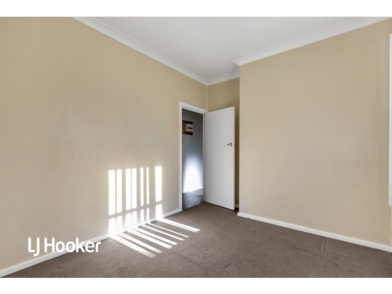 33 Campbell Road, Elizabeth Downs SA 5113