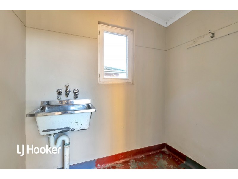 33 Campbell Road, Elizabeth Downs SA 5113