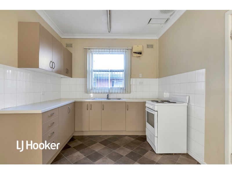 33 Campbell Road, Elizabeth Downs SA 5113