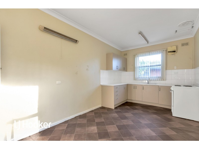 33 Campbell Road, Elizabeth Downs SA 5113
