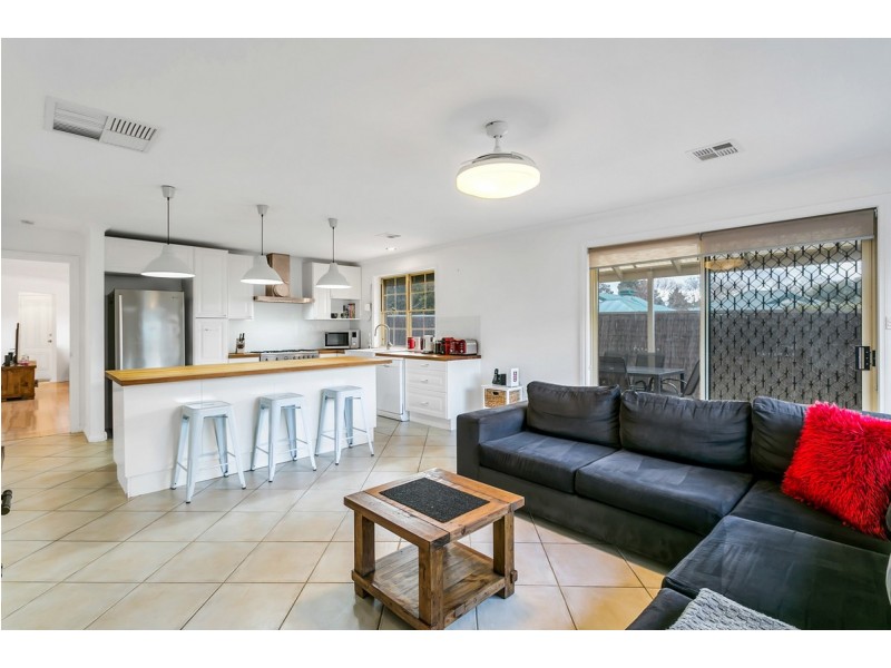 6 Stillwell Court, Greenwith SA 5125