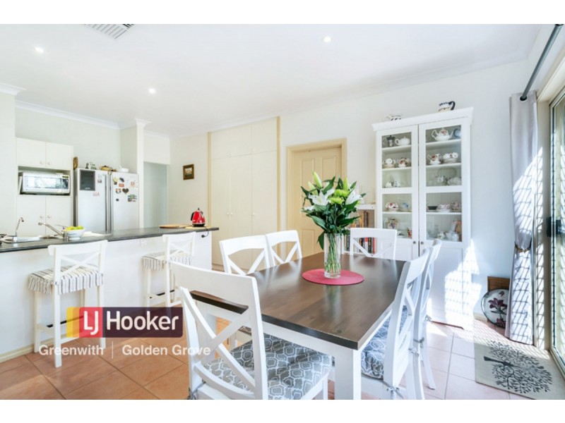 17 Debenham Court, Greenwith SA 5125