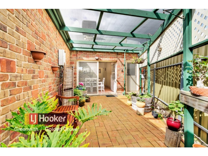 17 Debenham Court, Greenwith SA 5125