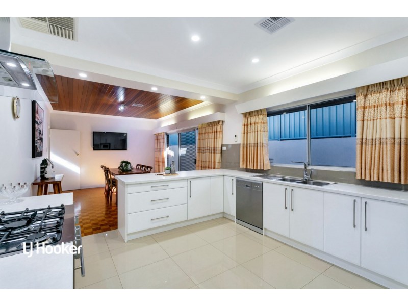 26 Ferrier Avenue, Fairview Park SA 5126