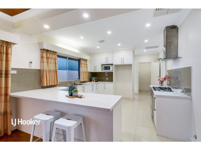 26 Ferrier Avenue, Fairview Park SA 5126