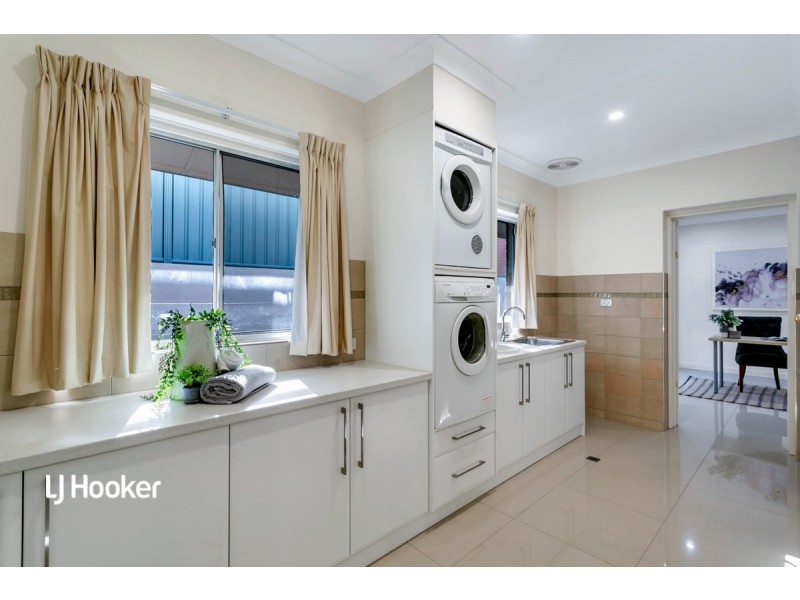 26 Ferrier Avenue, Fairview Park SA 5126