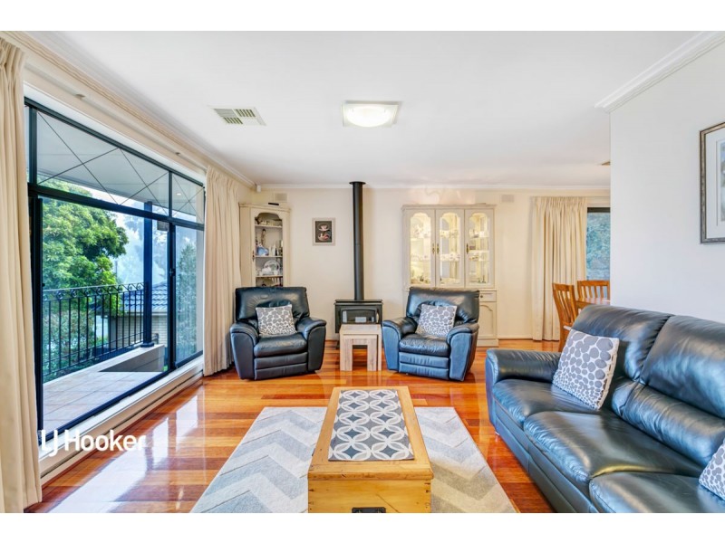 17 Dennis Grove, Vista SA 5091