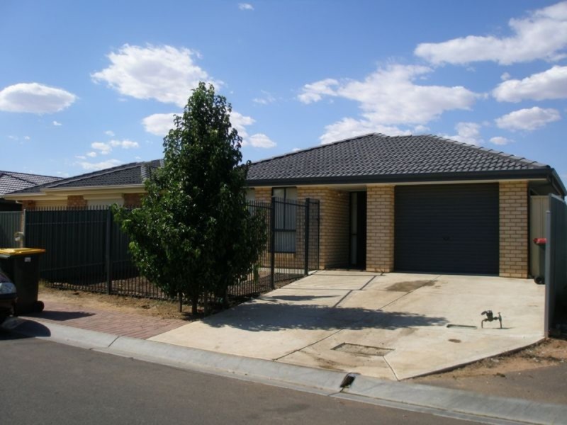 17 Orange Parade, Munno Para West SA 5115