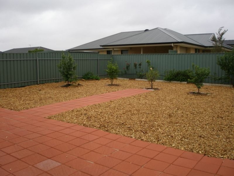 17 Orange Parade, Munno Para West SA 5115