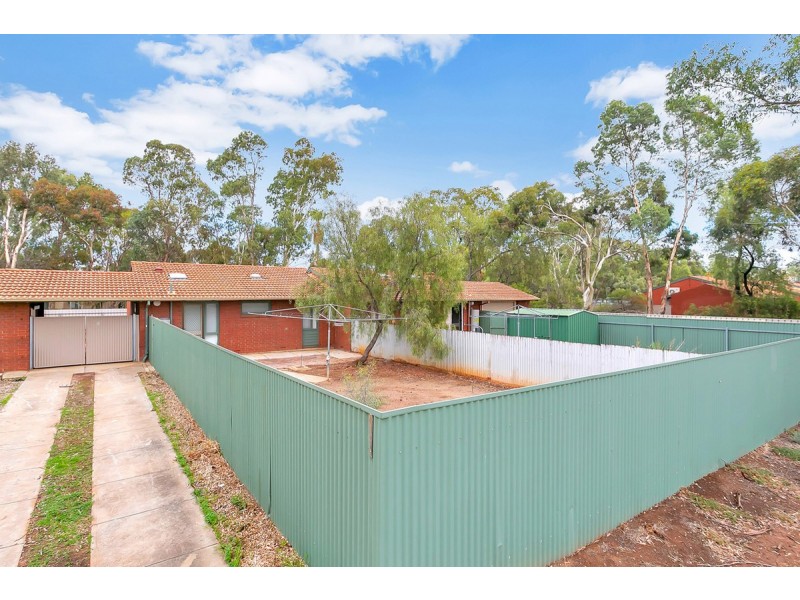 6 Woodcock Crescent, Para Hills West SA 5096