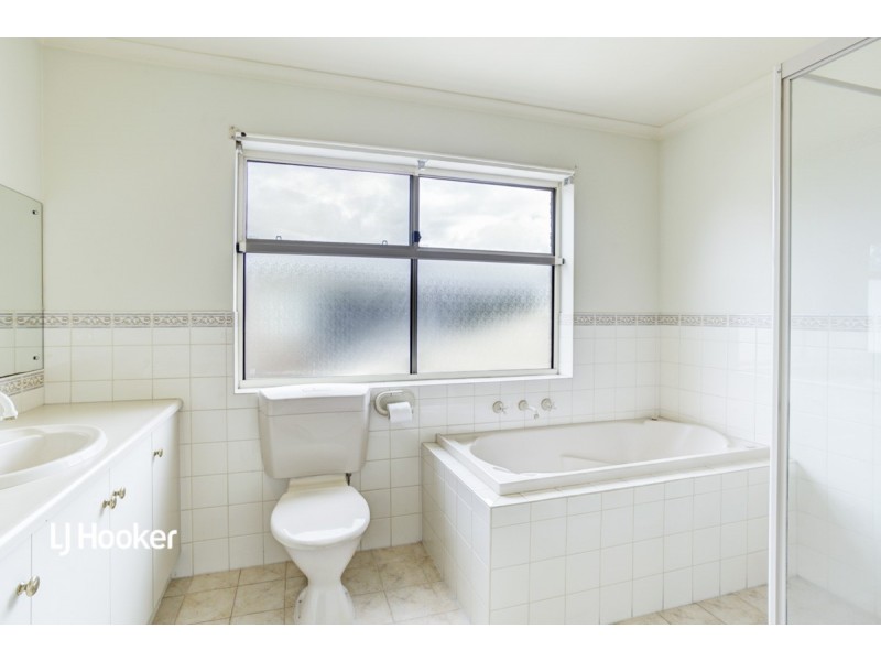 43 Parkview Drive, Mawson Lakes SA 5095