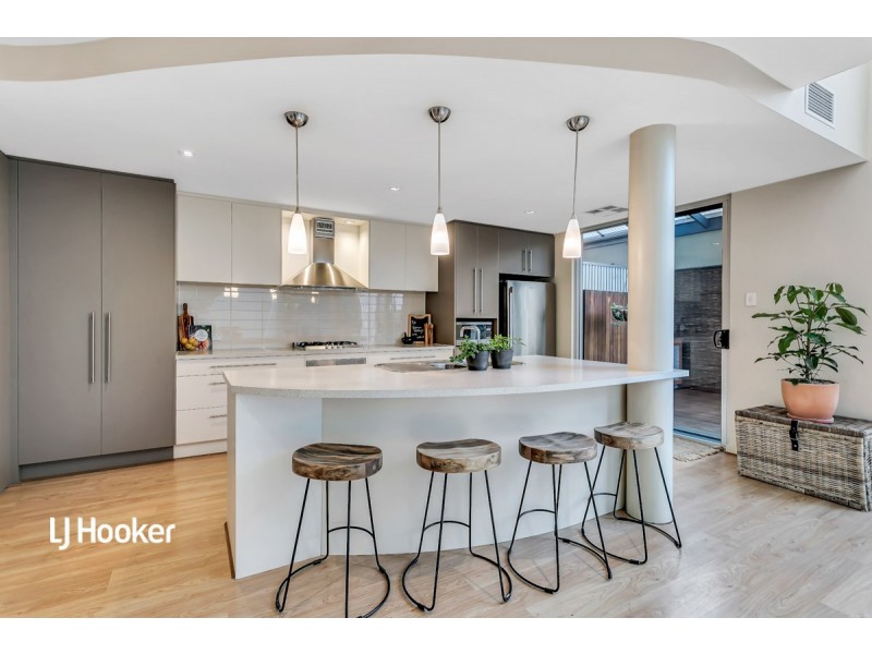 7 Chapel Lane, Mawson Lakes SA 5095