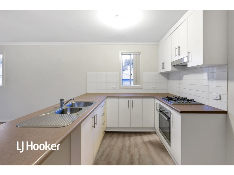 6 Liverpool Place, Elizabeth Park SA 5113