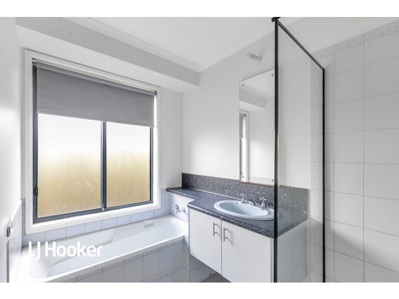 4 Hobart Court, Salisbury Heights SA 5109