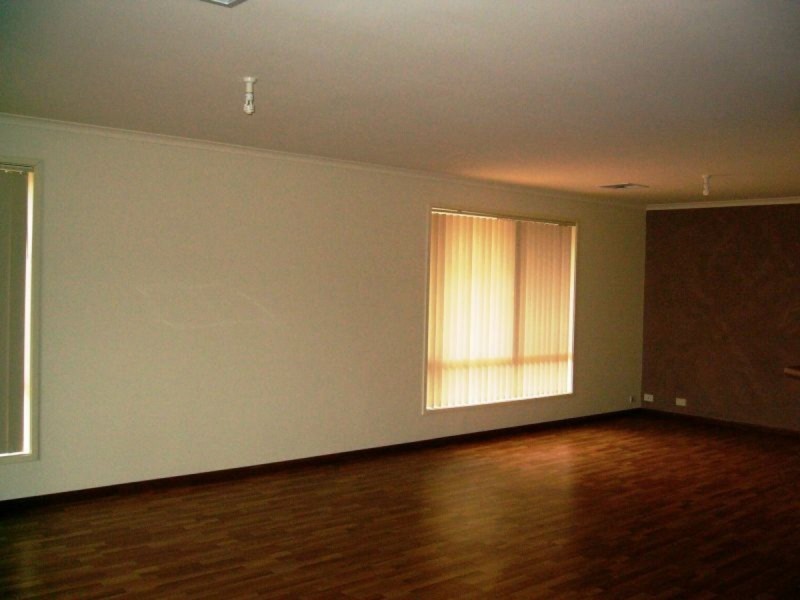 12 Birch Avenue, Salisbury East SA 5109