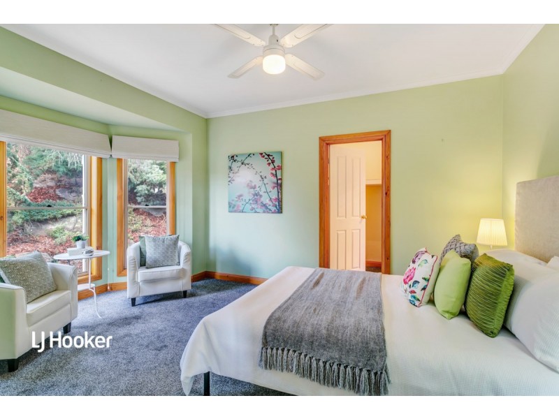 32 Holbrook Crescent, Greenwith SA 5125